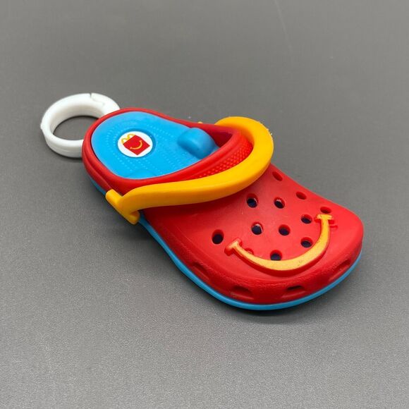 2024 McDonald's Mini Crocs Keychain Happy Meal Toys Canada Red Blue Yellow N5M - Picture 1 of 7